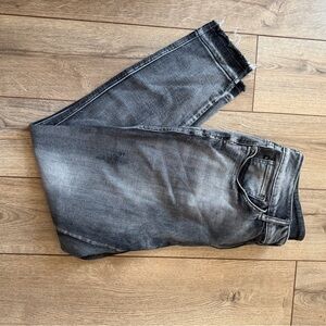 Women’s Judy Blue Grey-Black Distressed Jeans, size 16